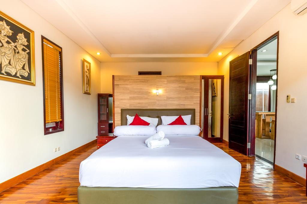 Villa Gayatri Seminyak Esterno foto