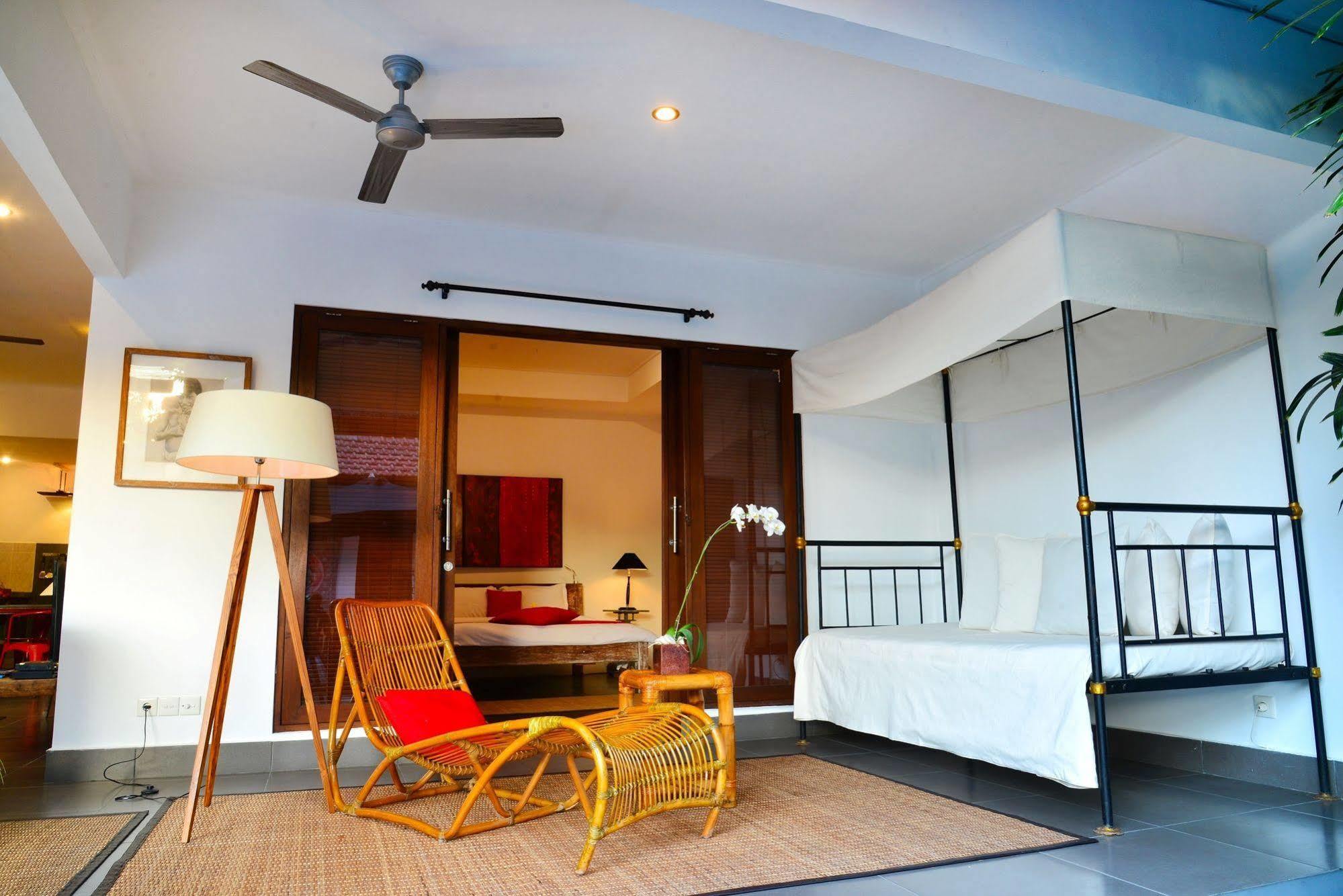 Villa Gayatri Seminyak Esterno foto