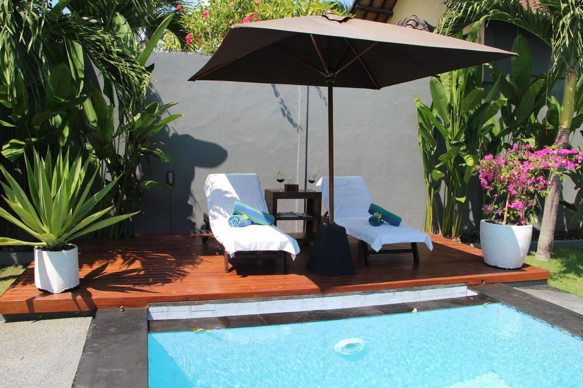 Villa Gayatri Seminyak Esterno foto